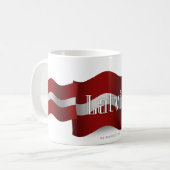 ラトビアの振る旗 コーヒーマグカップ (正面左)