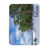 ラトビアの海岸近くの松林 マグネット (縦)