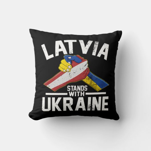 ラトビアはウクライナラトビア国旗と共に立つ クッション (正面)