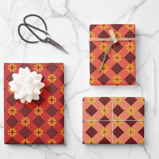 ラトビアヴィンテージオレンジとブラックフォークアートパターン ラッピングペーパーシート (正面)
