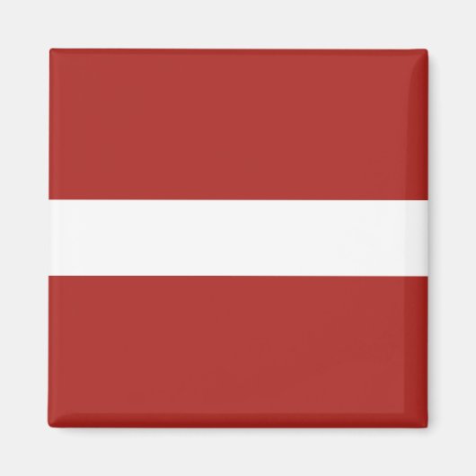 ラトビア国旗 マグネット (正面)