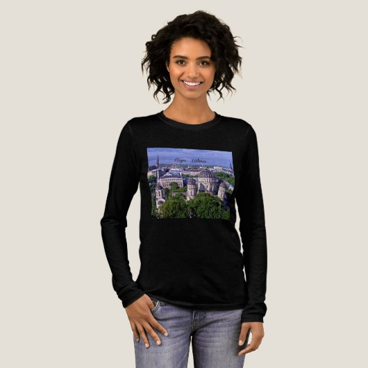 ラトビア リガの街並み トライブレンドＴシャツ (正面全体)
