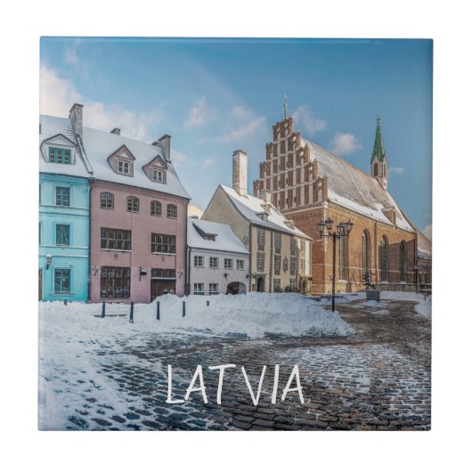ラトビア、リガの雪の多い冬の都市の中心 タイル (正面)