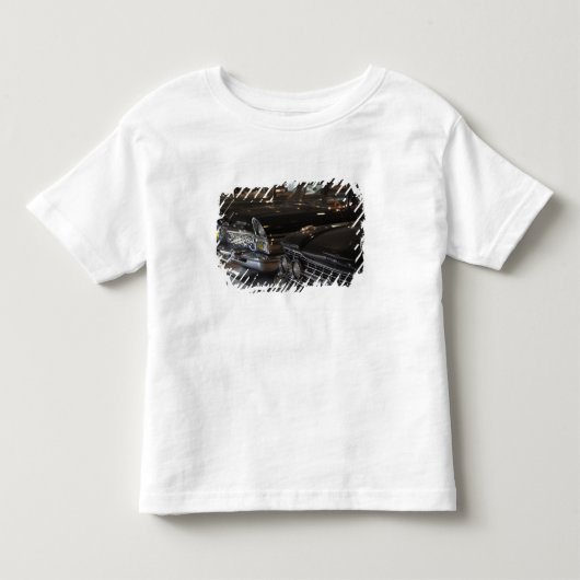 ラトビア, リガ, リガ自動車博物館, の車 トドラーTシャツ (正面)