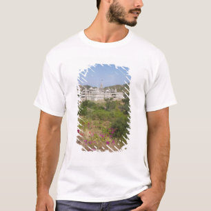 ラナクプール・ジャイナ寺院, ラナクプール, ラージャスターン州, インド Tシャツ