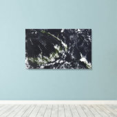 ラバウルのカルデラからの火山のプルーム キャンバスプリント (インサイチュ (ウッドフロア))