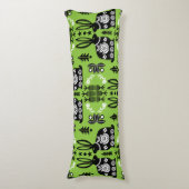 ラビットノルディックスカンジナビアフォークアート ボディピロー (正面縦)