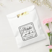 ラブを込めて現代的にデザインされたラベル付きバッグ フェイバーバッグ (封をした状態)