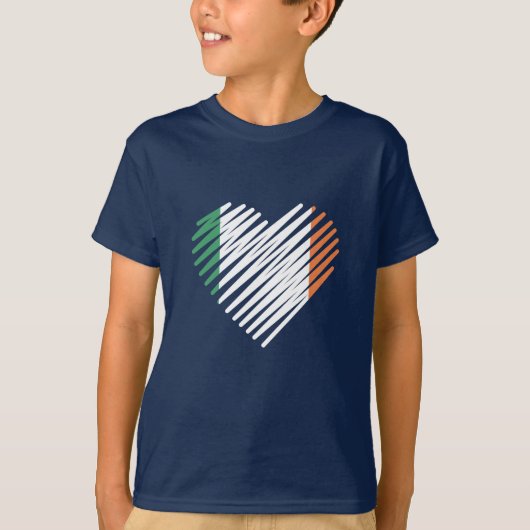 ラブアイルランドハートアイリッシュルーツ Tシャツ (正面)