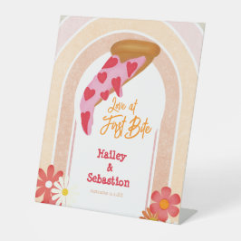 ラブアットファースト一口ピザ婚礼 台座サイン