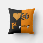 ラブアットファースト・バイト・ハロウィーン クッション (裏面)