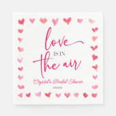ラブイズインザエア レッド ピンク ハーツ ブライダルシャワー スタンダードランチョンナプキン (正面)