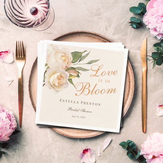 ラブイズイン開花ホワイトローズクリームブライダルシャワー スタンダードカクテルナプキン