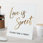 ラブイズスウィートシンプル金ゴールドタイポグラフィ 台座サイン (インサイチュ)