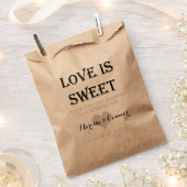 ラブイズスウィートパーソナライズされた結婚式の引き出物バッグ フェイバーバッグ (クリップ留めされた状態)