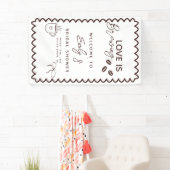 ラブイズブルーイングコーヒーテーマブライダルシャワー 横断幕 (インサイチュ)