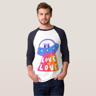 ラブイズラブ宇宙エイリアンカラフルレインボープライド Tシャツ