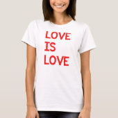 ラブイズラブLGBTQプライド Tシャツ (正面)