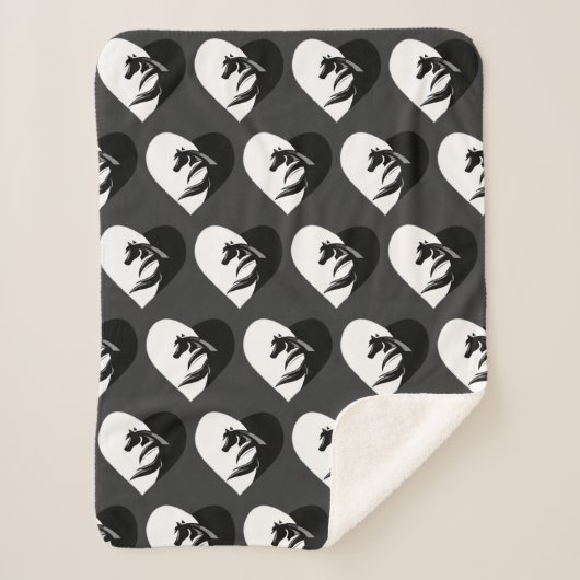 ラブウマ馬とハートロゴグラフィックアート シェルパブランケット (正面)