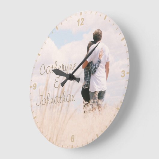 ラブカップルの写真テンプレート名数字 ラージ壁時計 (傾斜)