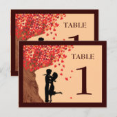 ラブカップル落下ハートオークツリーテーブル番号 ポストカード (正面/裏面)