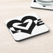 ラブグクールラフィック、ブラック コースター (左側)
