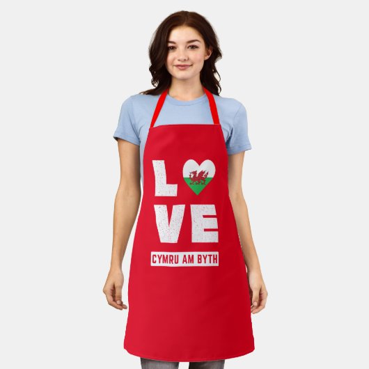 ラブサイムアムビツウェールズ国旗Welshルーツヴィンテージ エプロン (着用した状態)