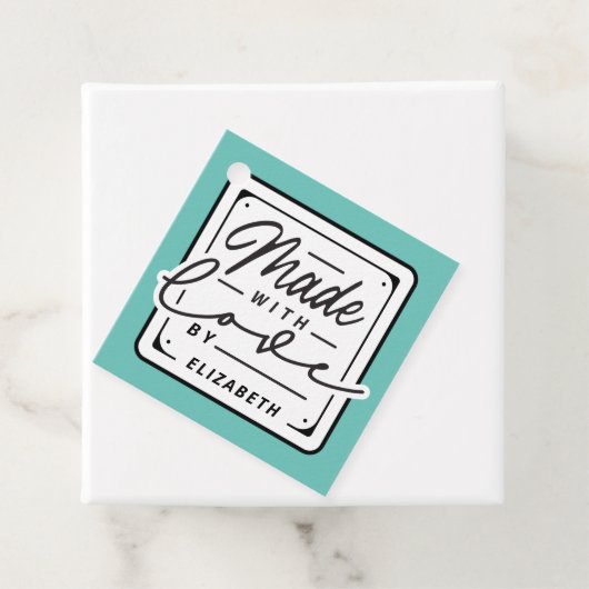 ラブスクエアラベルタグで作られた現代 フェイバータグ (インサイチュ)