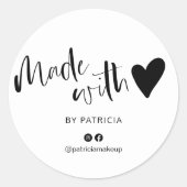 ラブスクリプトのミニマルな白黒で作られる ラウンドシール (正面)