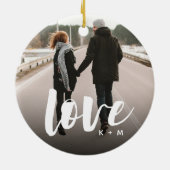 ラブスクリプトオーバーレイパーソナライズされたカップルの写真 セラミックオーナメント (裏面)