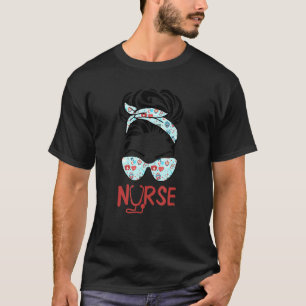 ラブステソスコープMessy Bunナースライフ看護蛾 Tシャツ