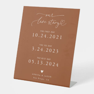 ラブストーリーハートテラコッタ結婚式のタイムライン 台座サイン