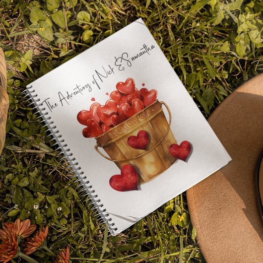ラブスパイラルノート満載のバケツ ノートブック