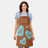 ラブソフトパーソナライズされたティール（緑がかった色）ハート エプロン (着用した状態)