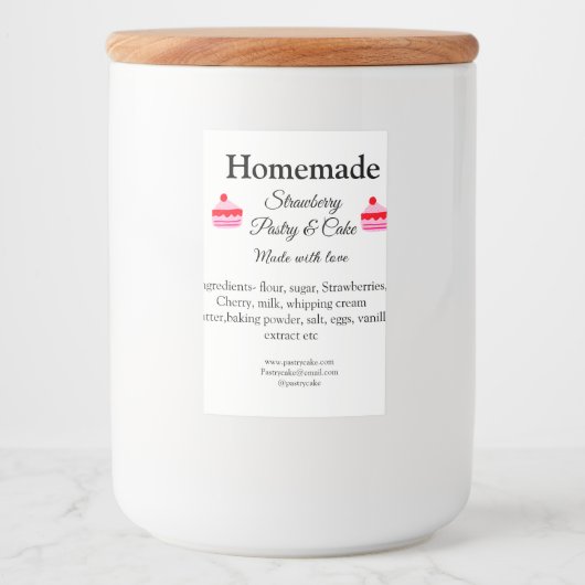 ラブテックスで作った自家製のストロベリーケーキ生地 フードラベル (正面)