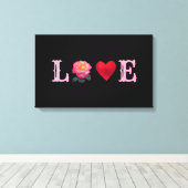 ラブハートとバラフラワーオンブラック キャンバスプリント (インサイチュ (ウッドフロア))
