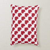 ラブバレンタインデーピンク赤いハート柄 アクセントクッション (裏面(縦))