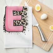 ラブバレーボールLeopard Print Women Girls Volyba キッチンタオル (四つ折り)