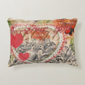 ラブバードハートレッドアートコラージュ アクセントクッション (正面)