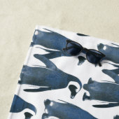 ラブバードペンギンカップルサンダー_コーブ ビーチタオル (インサイチュ)