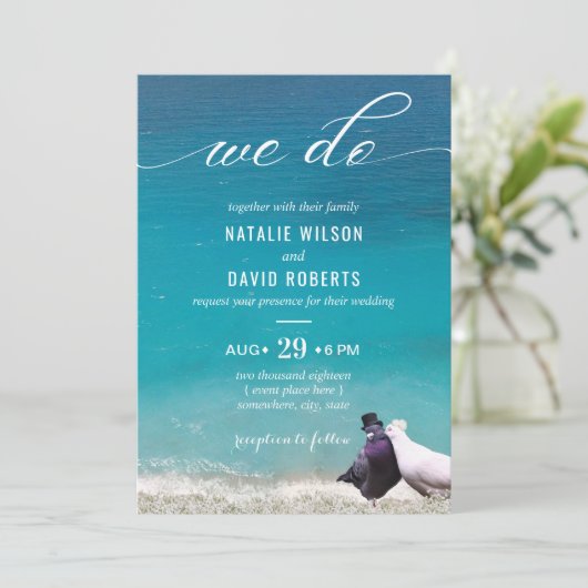 ラブバード我々はタイポグラフィビーチ結婚式 招待状 (スタンド正面)
