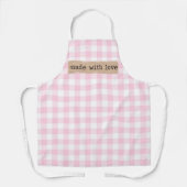 ラブピンクとホワイトチェックで作られる エプロン (正面)