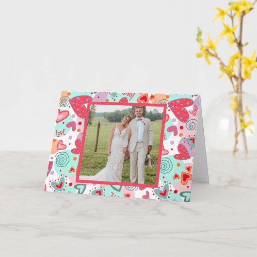 ラブピンクのハート写真インスピレーションバレンタイン カード (黄色い花)