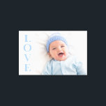 ラブフォトキープサケブルータイポグラフィキャンバス キャンバスプリント<br><div class="desc">あなたの写真のための愛らしい青のL-O-V-Eタイポグラフィお気に入りの。これは特別な記念の品だ。このキャンバお気に入りのスを自分のものにするために写真を追加する</div>