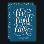 ラブライトアンドラッキーズハヌカー シーズンカード<br><div class="desc">このフェスティバルフラットホリデーカードは、スクリプトで文字を付けた「愛の光とラケット」のフレーズを特徴とする。カードの背面には調整パターンがあるが、写真や個人的なメッセージを追加するために使用することもできる。</div>