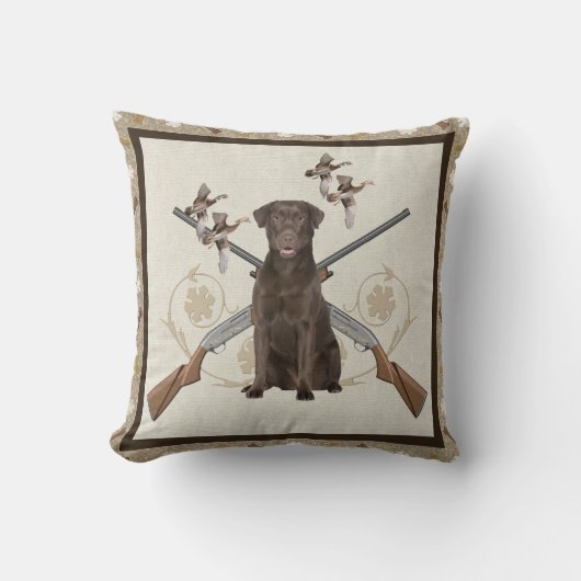ラブラドル・レトリーバー犬の狩り クッション (正面)