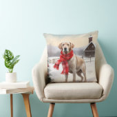 ラブラドールの犬が雪のクリスマス クッション (椅子)