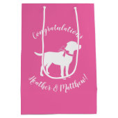 ラブラドールテーマドッグベビーシャワーピンクラボ ミディアムペーパーバッグ (裏面)