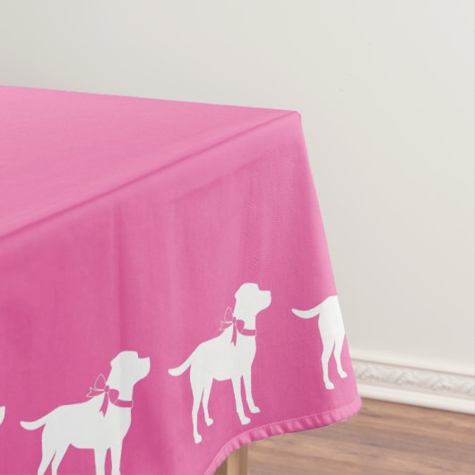 ラブラドールドッグベビーシャワーピンクの女の子ラボ テーブルクロス (インサイチュ)