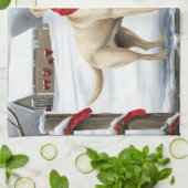 ラブラドールレトリエバードッグin雪のクリスマス キッチンタオル (折り畳み)